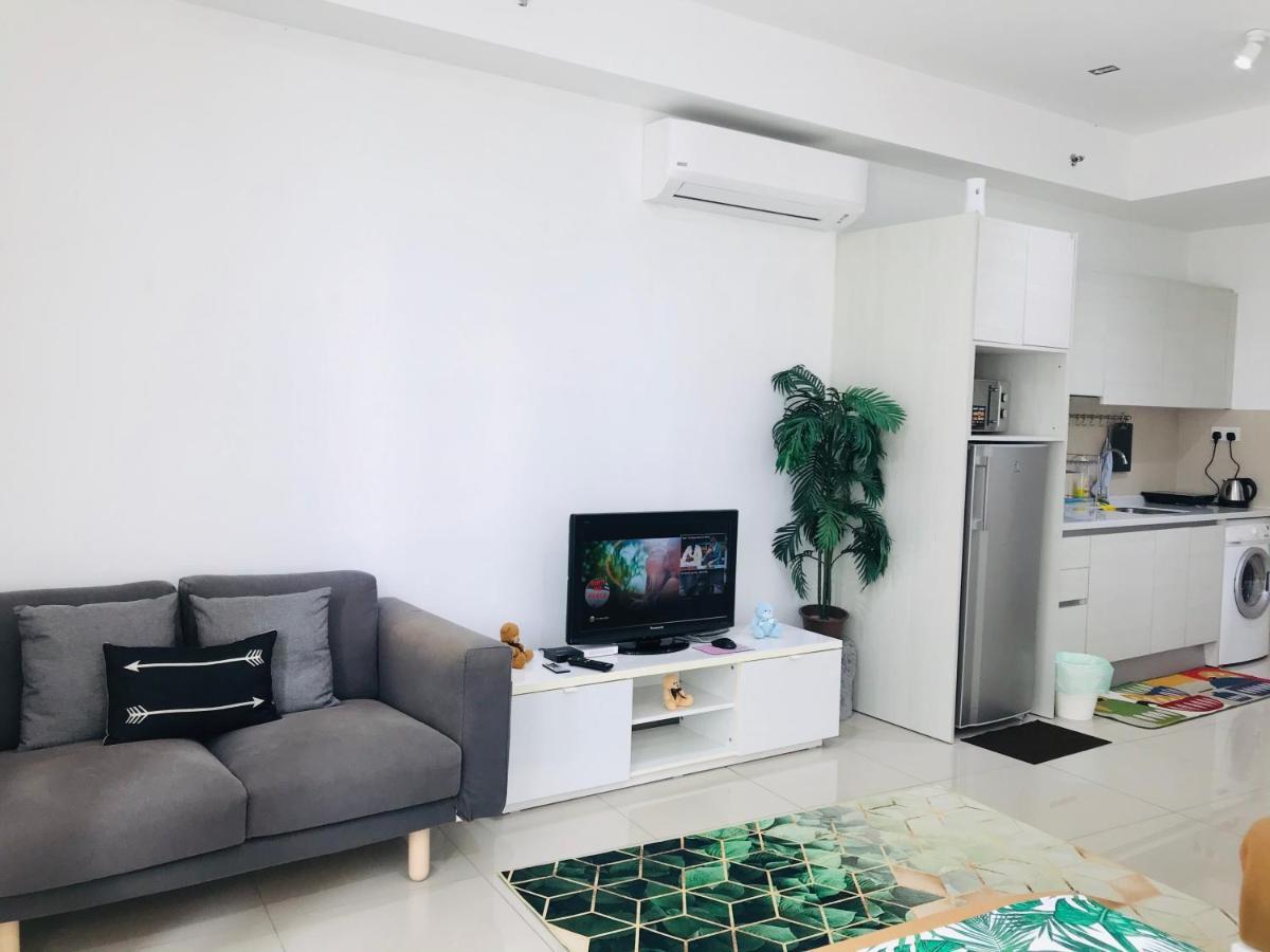 D'Gunduls Homestay Studio By Dgh I-City Shah Alam Eksteriør bilde