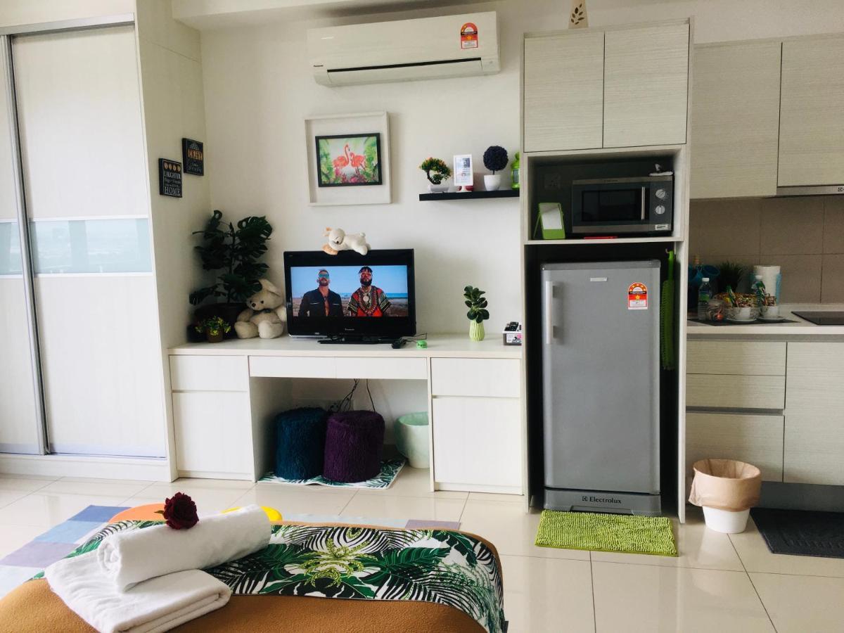 D'Gunduls Homestay Studio By Dgh I-City Shah Alam Eksteriør bilde
