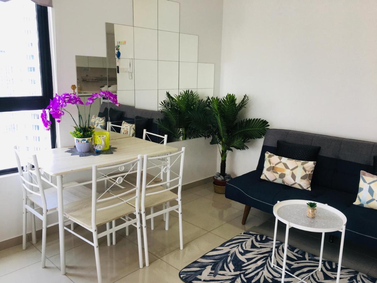 D'Gunduls Homestay Studio By Dgh I-City Shah Alam Eksteriør bilde
