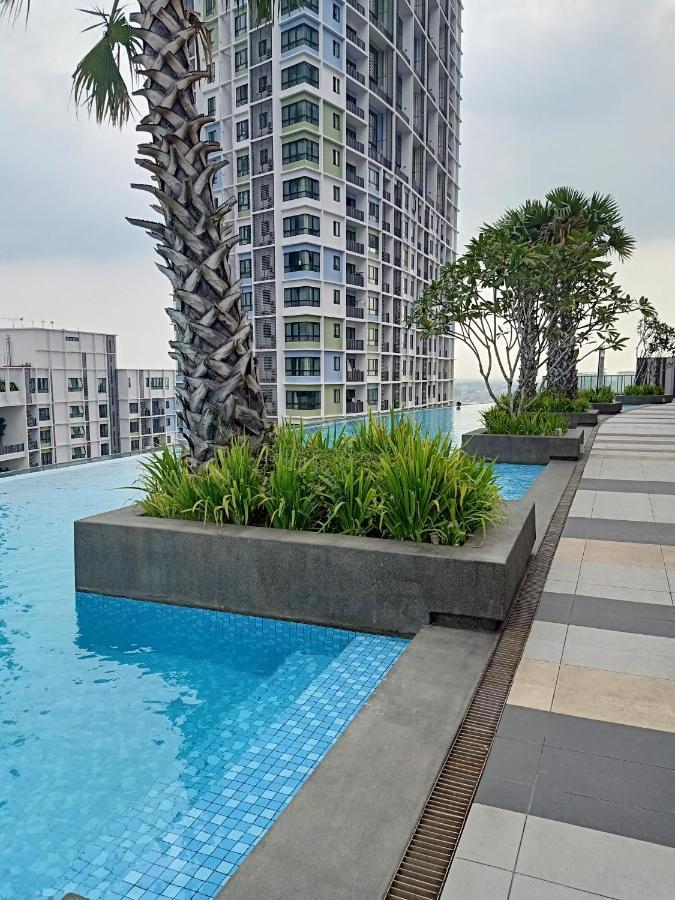 D'Gunduls Homestay Studio By Dgh I-City Shah Alam Eksteriør bilde