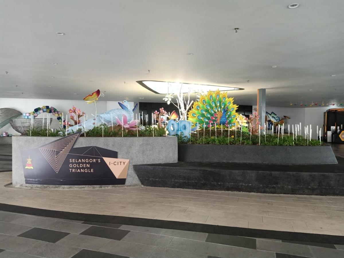 D'Gunduls Homestay Studio By Dgh I-City Shah Alam Eksteriør bilde