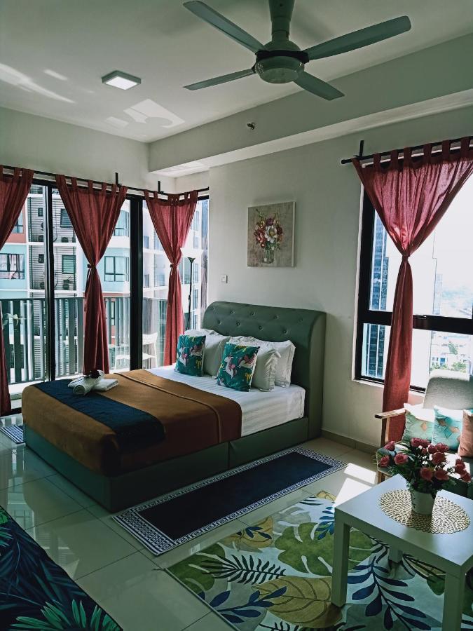 D'Gunduls Homestay Studio By Dgh I-City Shah Alam Eksteriør bilde