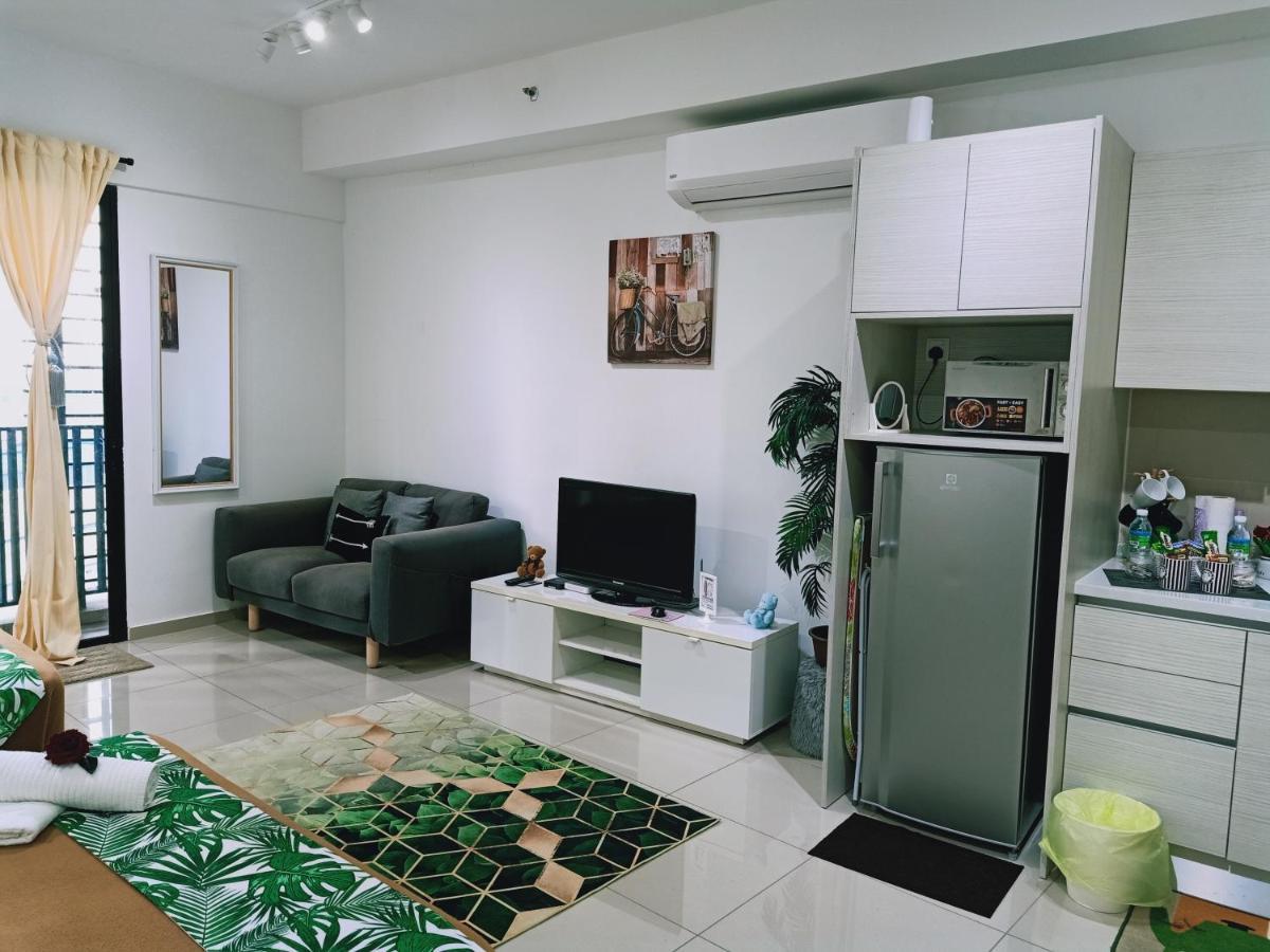 D'Gunduls Homestay Studio By Dgh I-City Shah Alam Eksteriør bilde