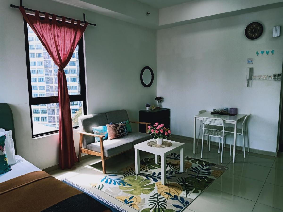 D'Gunduls Homestay Studio By Dgh I-City Shah Alam Eksteriør bilde