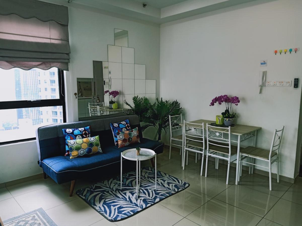 D'Gunduls Homestay Studio By Dgh I-City Shah Alam Eksteriør bilde