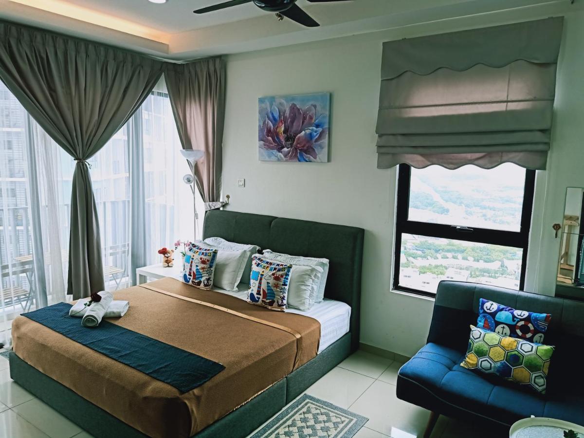 D'Gunduls Homestay Studio By Dgh I-City Shah Alam Eksteriør bilde
