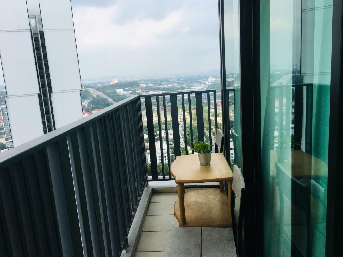 D'Gunduls Homestay Studio By Dgh I-City Shah Alam Eksteriør bilde