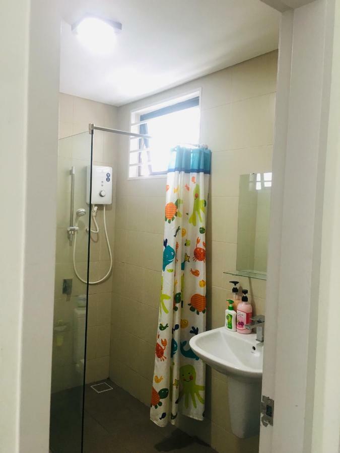 D'Gunduls Homestay Studio By Dgh I-City Shah Alam Eksteriør bilde